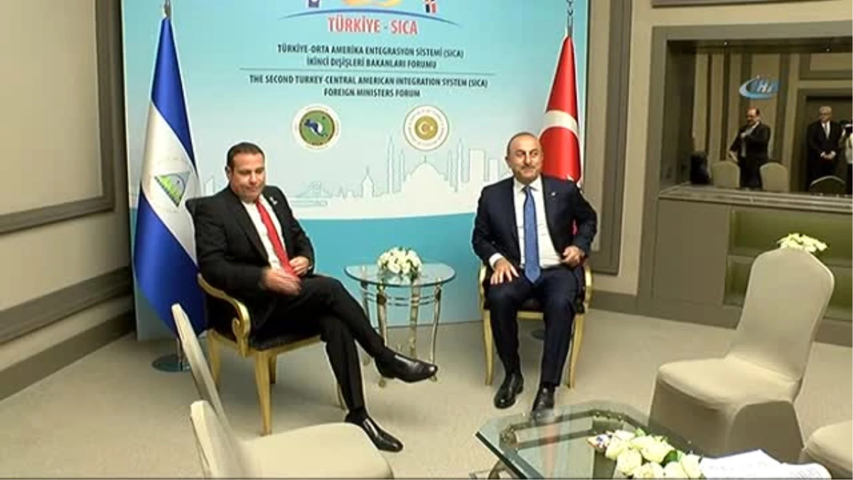 Dışişleri Bakanı Çavuşoğlu, Yabancı Temsilcilerle Bir Araya Geldi