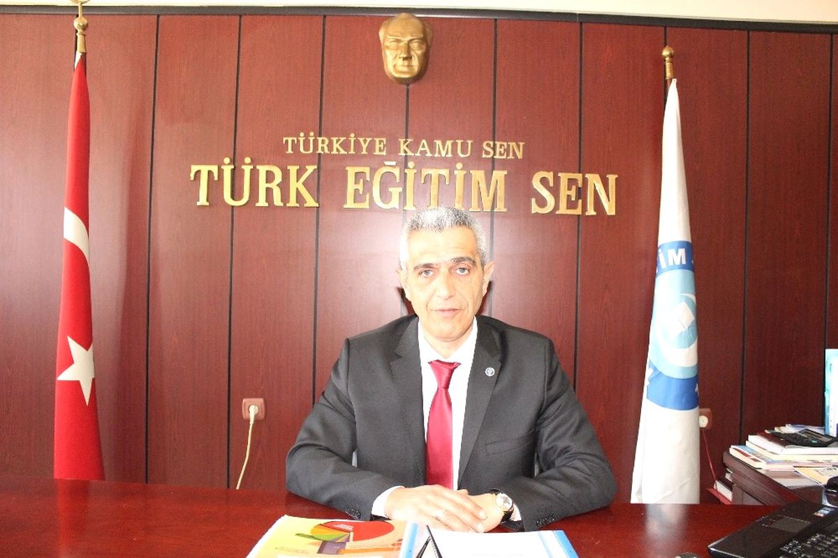 Eğitim Sen İzmir Başkanı Demir\'den \'Başöğretmen\' Çağrısı