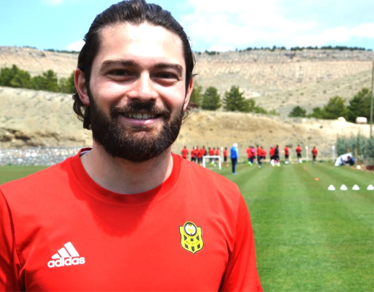Evkur Yeni Malatyaspor\'un Golcüleri Şampiyonluktan Emin Konuştu