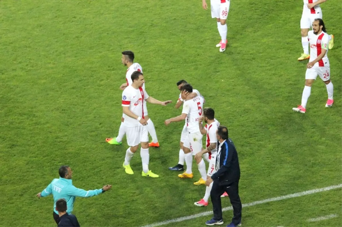 Gaziantep Büyükşehir- Balıkesirspor: 1-1