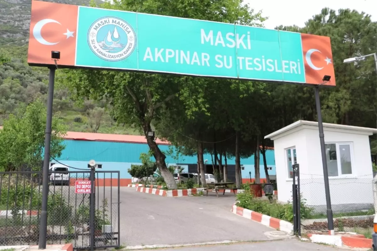 Manisa\'yı Besleyen Su Deposu Dezenfekte Edildi