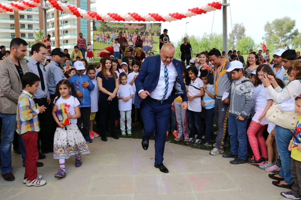 Manisalı Çocuklar Tam Anlamıyla Bayram Yapacak