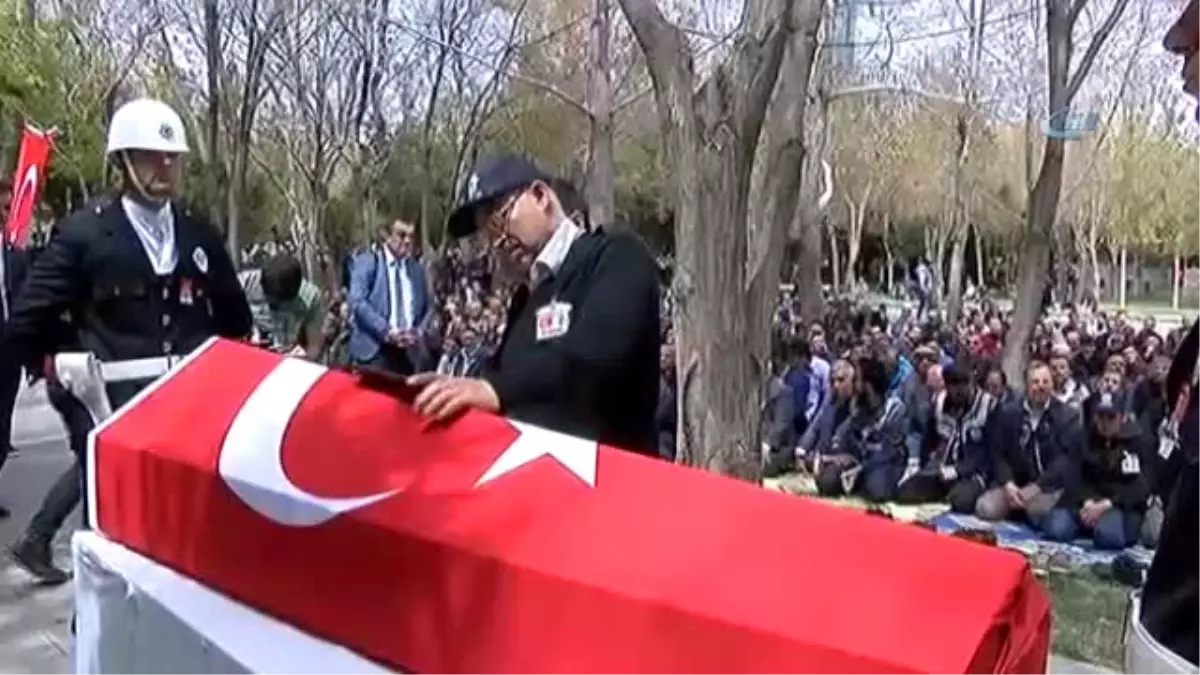 Polis Memuru Azam Gündede Son Yolculuğuna Uğurlanıyor