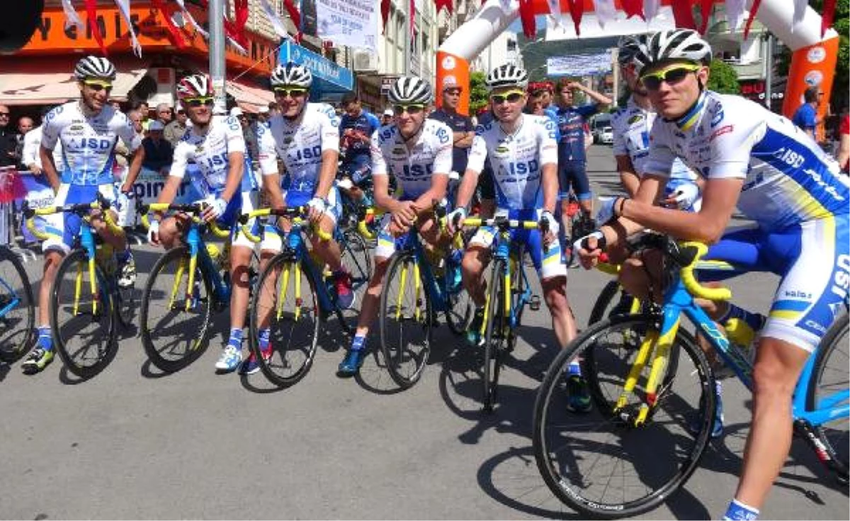 Uluslararası Bisiklet Turu \'Tour Of Mersin\' Start Aldı