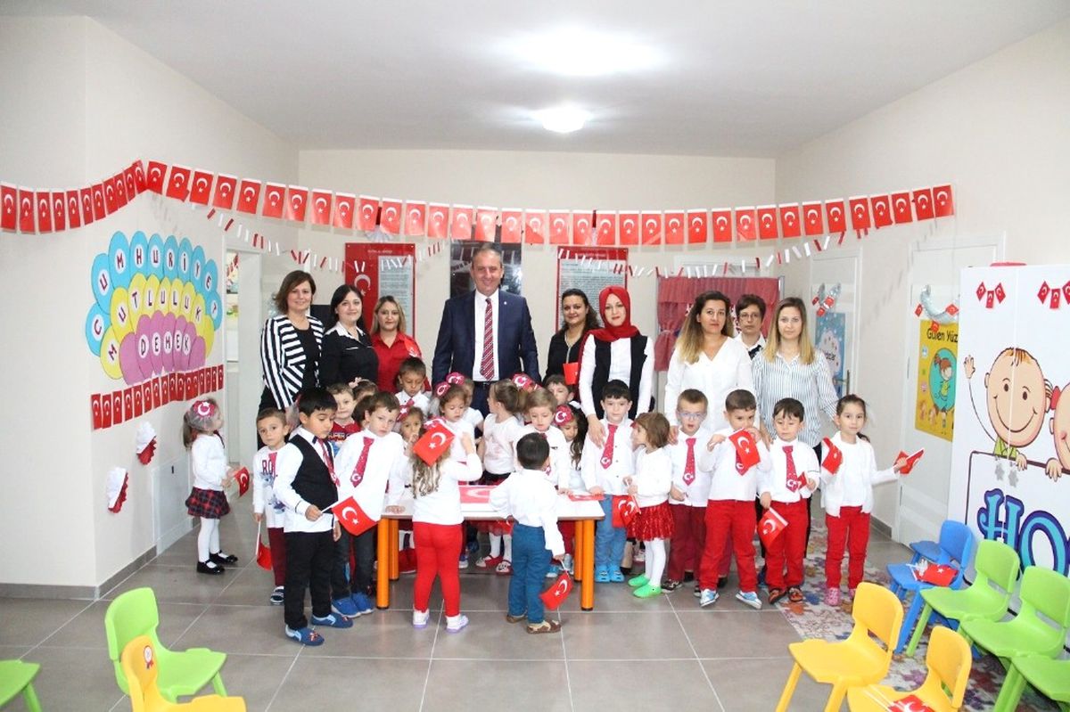 Başkan Işık\'tan 23 Nisan Mesajı