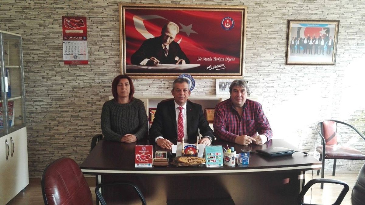 Ebeler Sorunlarına Çözüm Bekliyor