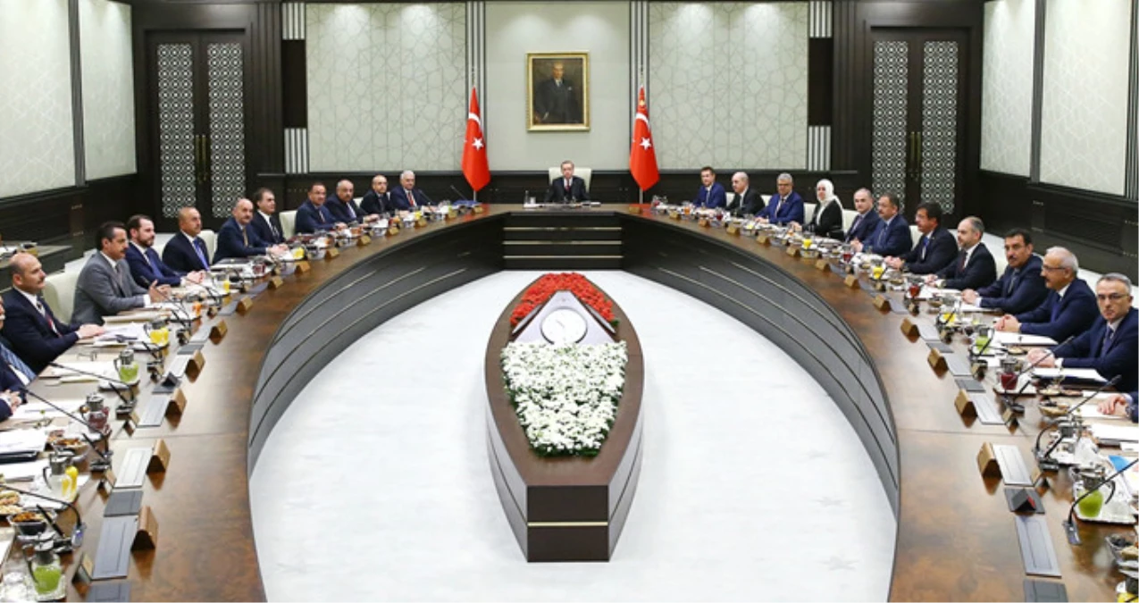 Erdoğan\'dan Kabinede Referandum Analizi: Yüzde 38\'den 51\'e Çıkarmak Zaferdir