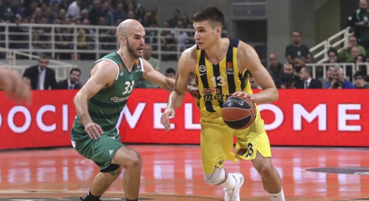 Fenerbahçe Seride 2 - 0 Öne Geçti