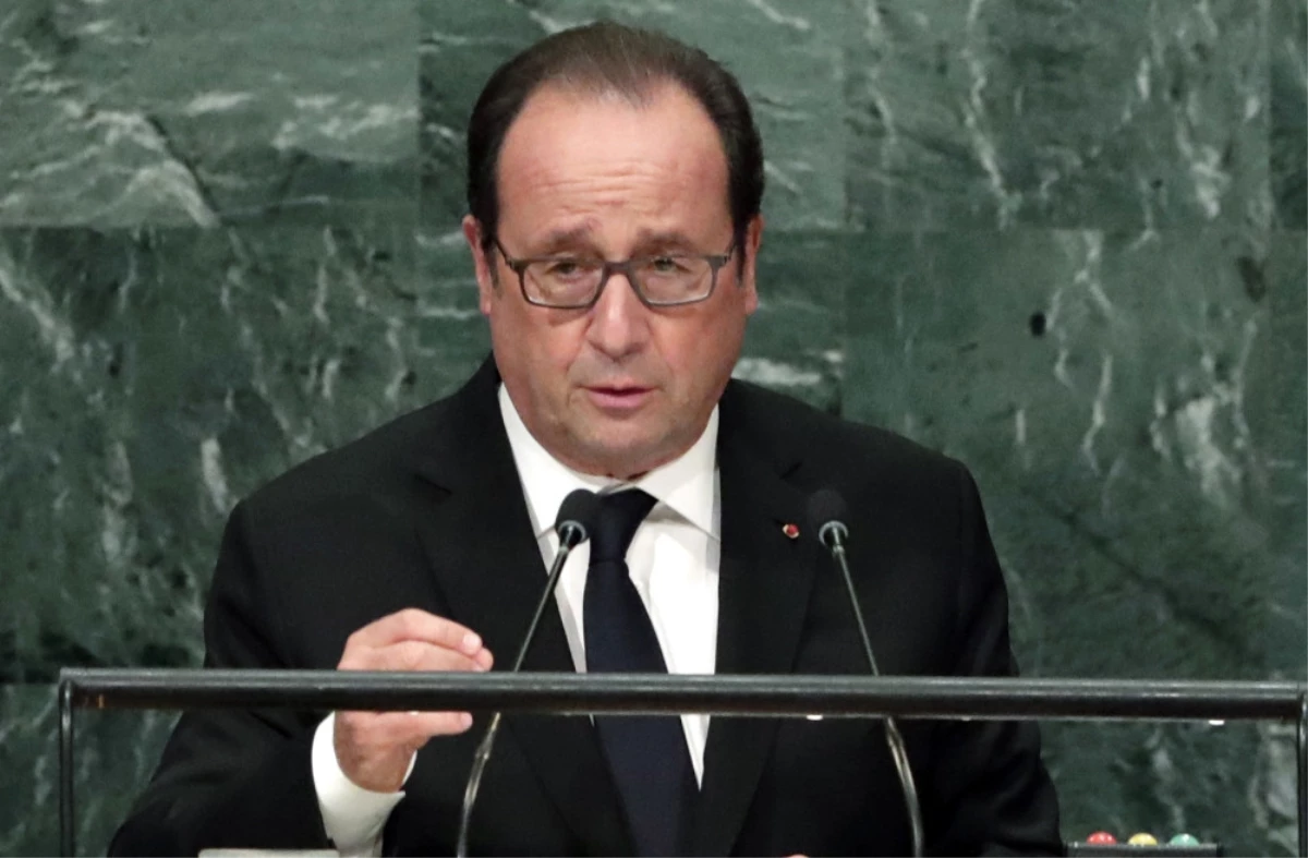 Hollande Savunma Konseyi Topladı