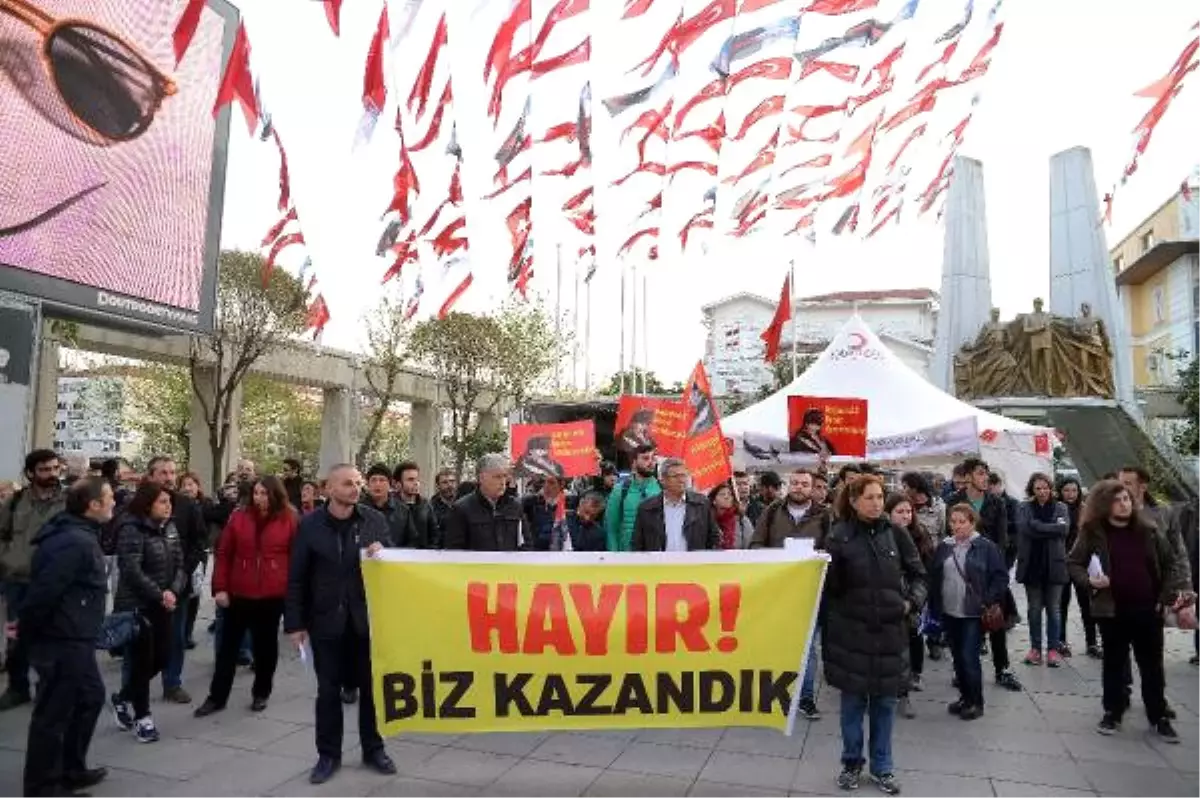 İstanbul\'da Referandum Sonuçları Protestoları