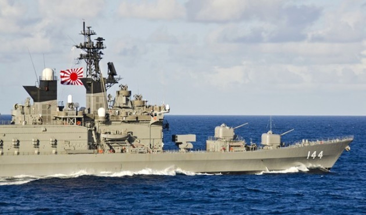 Japon Destroyerleri, Tatbikat İçin Yola Çıktı