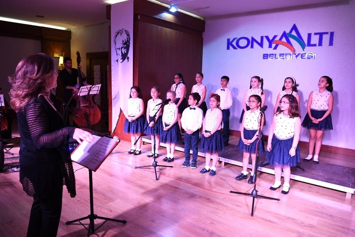 Konyaaltı\'nda 23 Nisan Şenlikleri Başlıyor