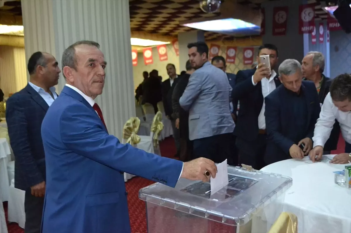 MHP Gelibolu İlçe Başkanlığına Büyükzöngür Yeniden Seçildi