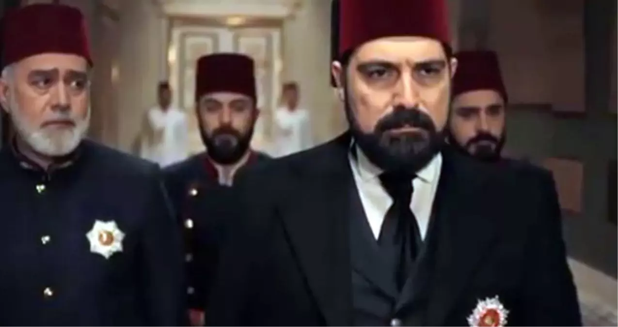 Payitaht Abdülhamid\'de Göz Yaşartan Dua Sahnesi