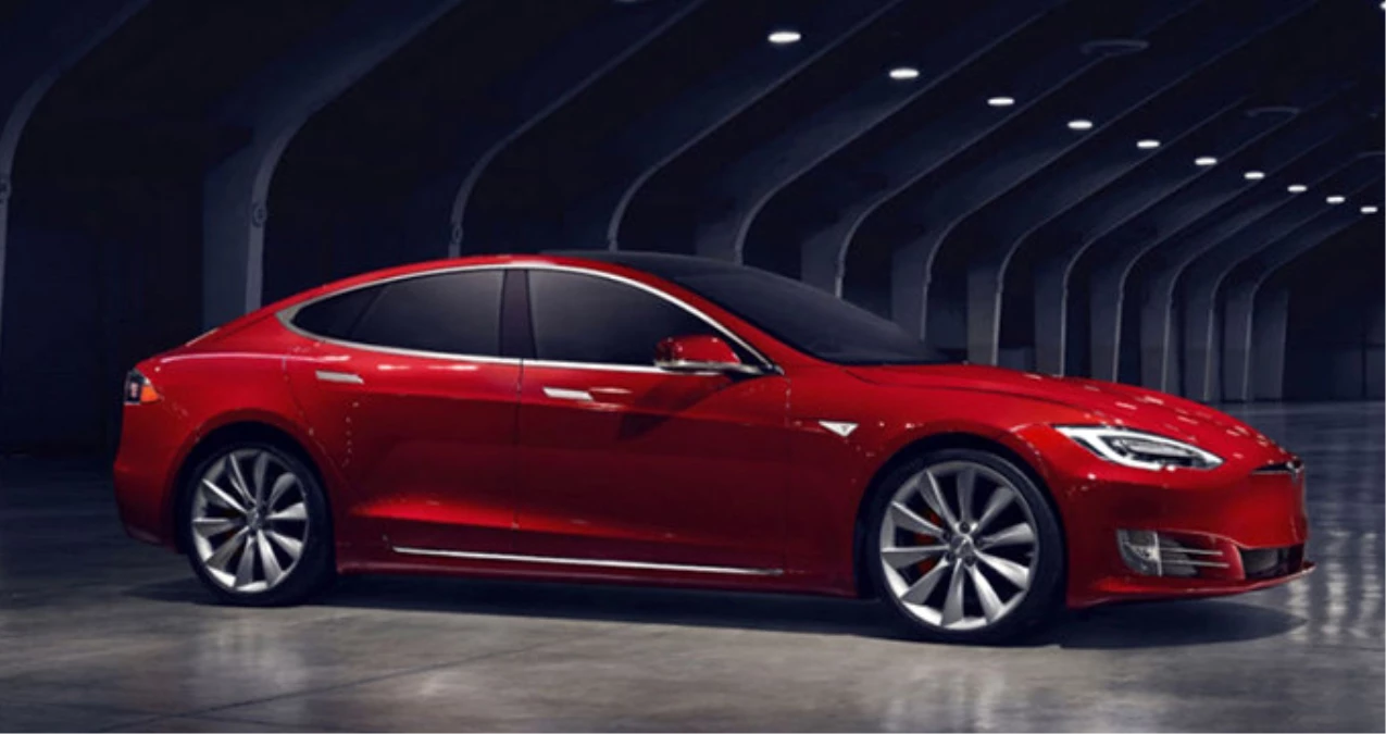 Tesla 53 Bin Aracını Geri Çağırıyor