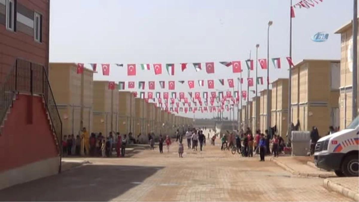 7 Bin 488 Suriyeli Mültecinin Barınacağı Konteyner Kent Törenle Açıldı