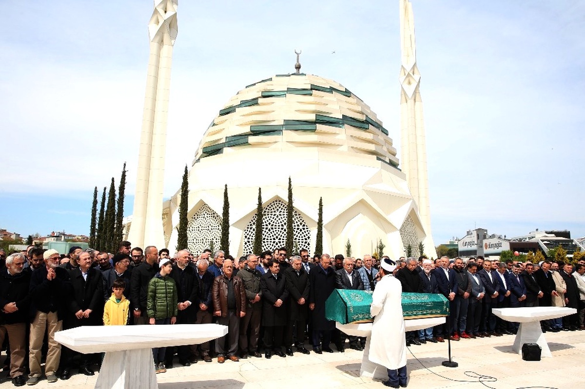Cumhurbaşkanı Erdoğan, Cenaze Törenine Katıldı