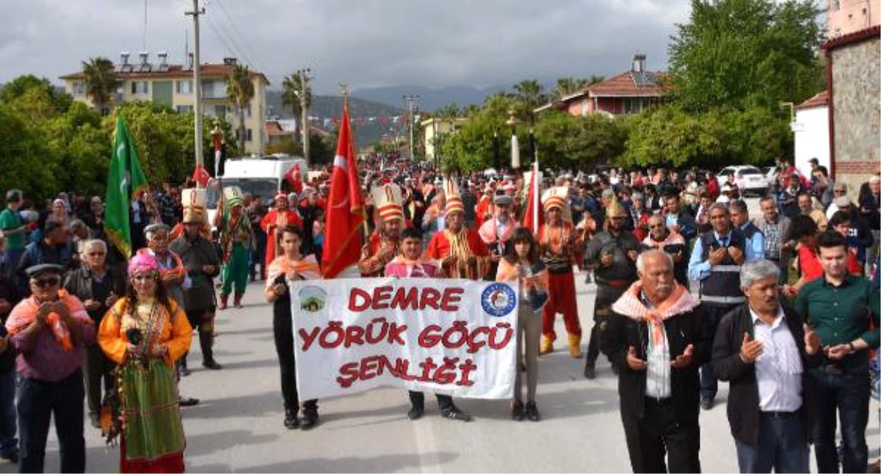 Demre\'de, Yörük Göçü Canlandırıldı