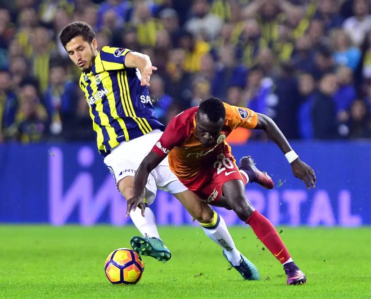 Dev Maç Öncesi Galatasaray ve Fenerbahçe\'de Son Durum