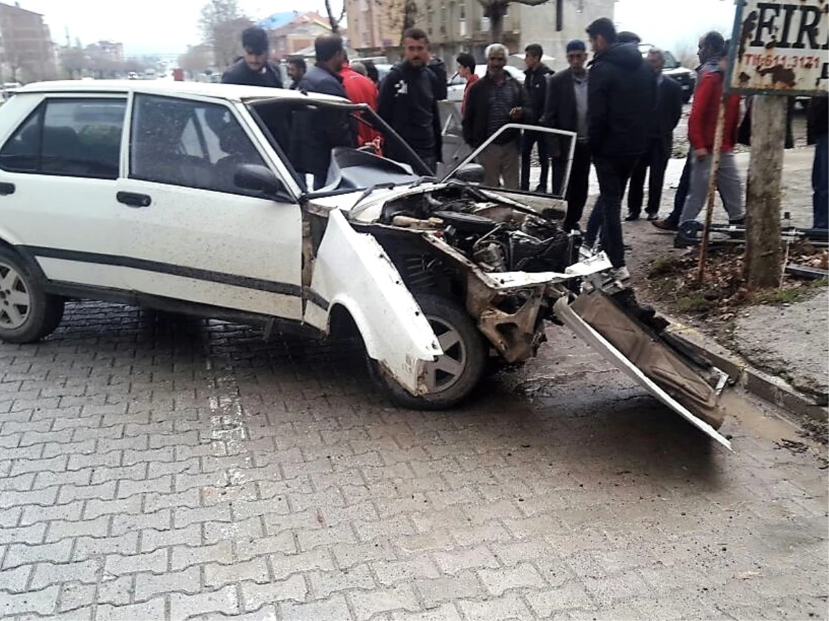Elazığ\'da Trafik Kazaları: 7 Yaralı