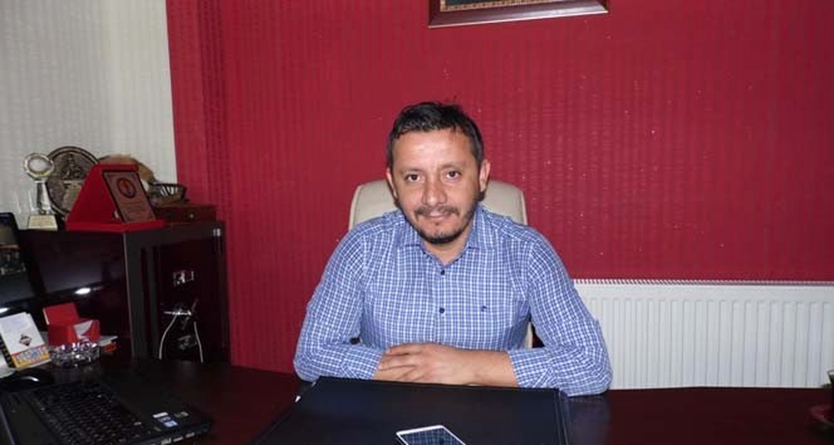 İş Adamı Akcan 23 Nisan Çocuk Bayramı Kutlama Mesajı