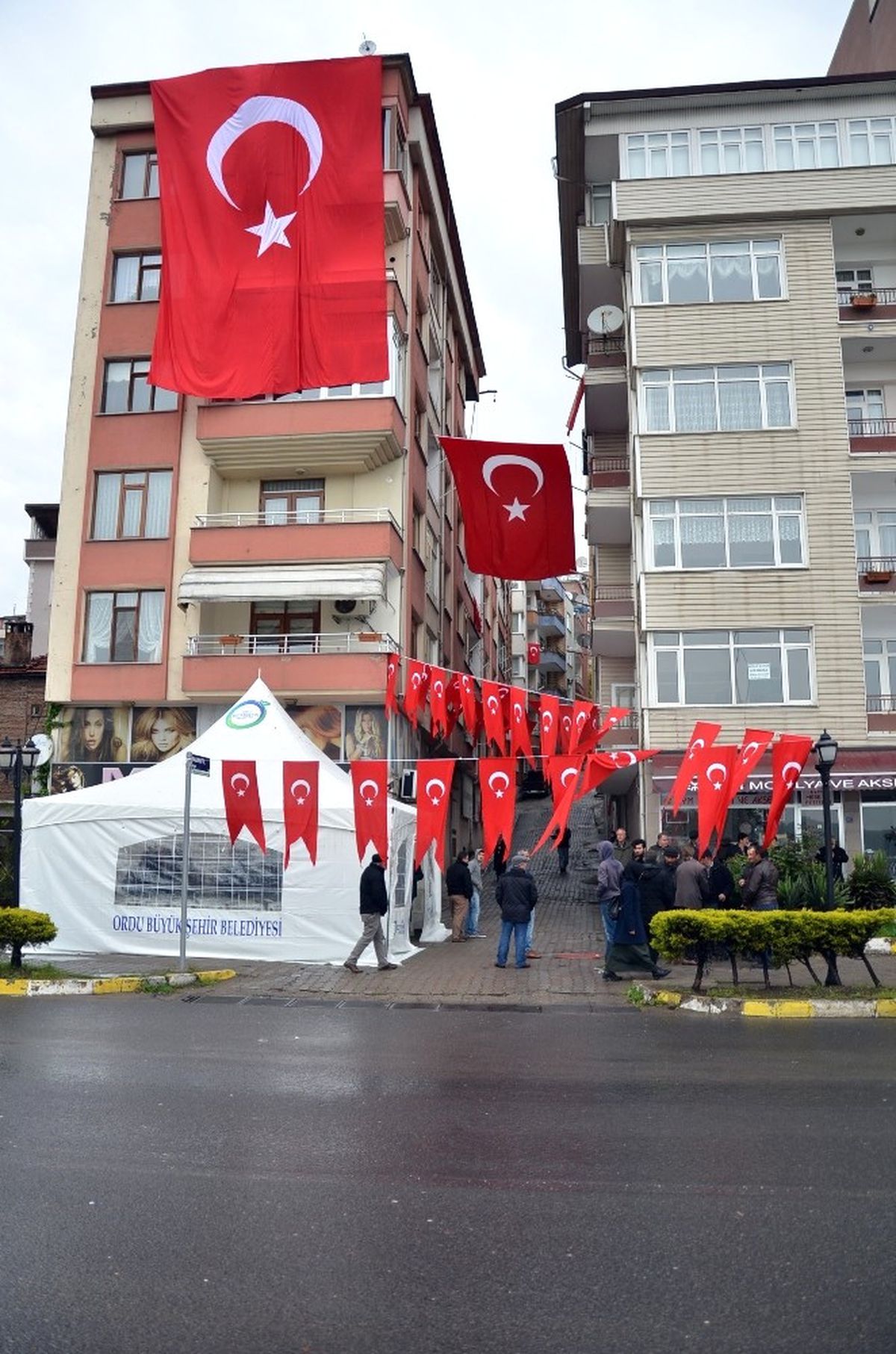 Şehidin Dayısı: "Bir Yeğenim ve Oğlum Daha Var, Vatana Feda Olsun"