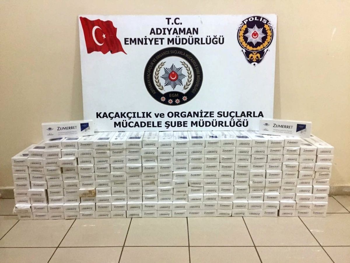 Suriyeli Şahsın Kullandığı Araçtan Kaçak Sigara Çıktı