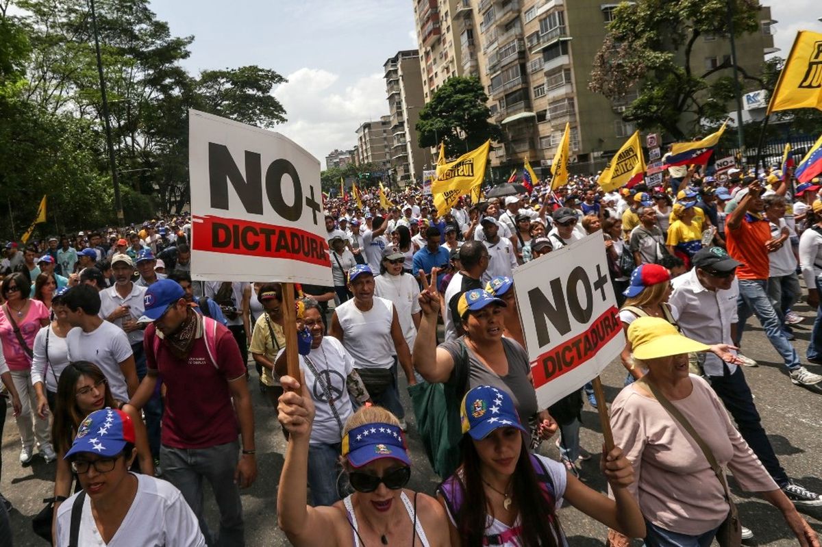 Venezuela\'daki Protestolarda Ölü Sayısı 11\'e Yükseldi