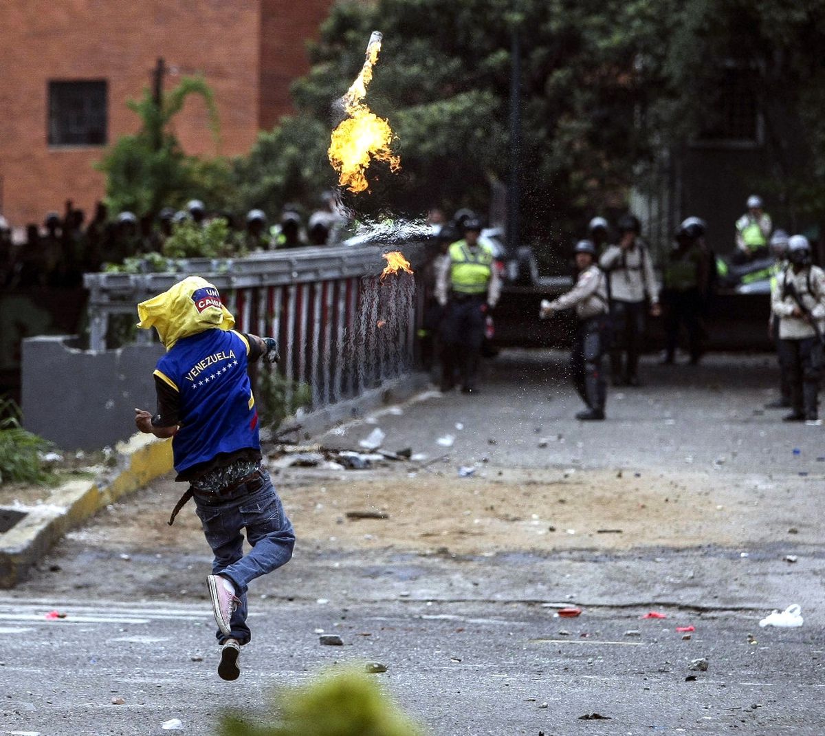 Venezuela\'daki Protestolarda Ölü Sayısı 11\'e Yükseldi