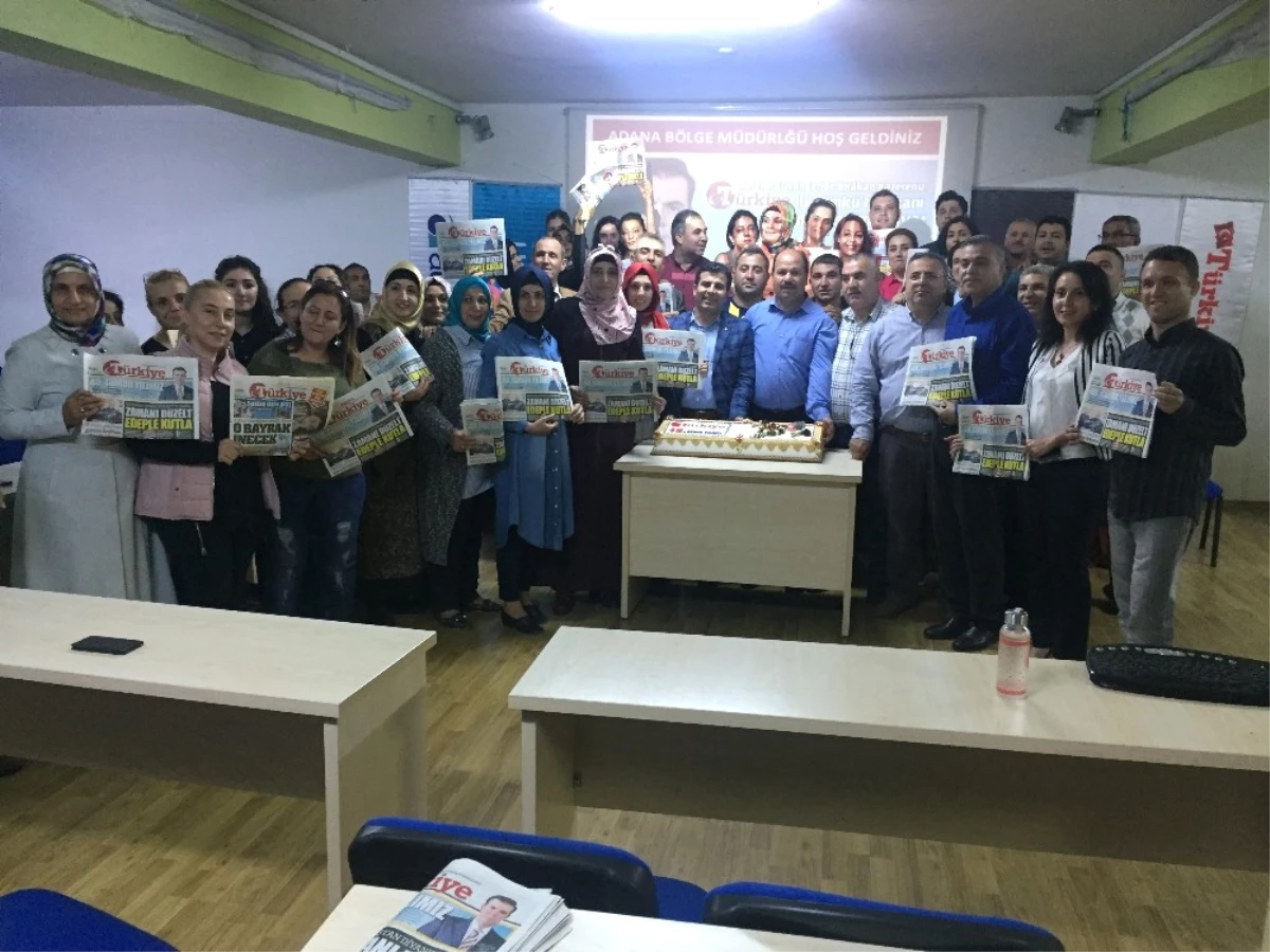 Adana Bölge Çalışanları, Türkiye Gazetesinin 48. Yılını Kutladı