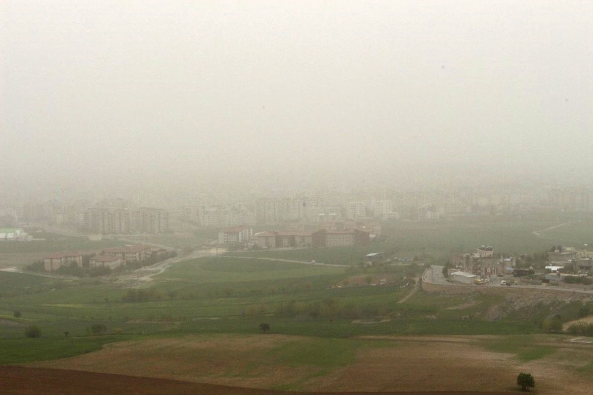 Adıyaman\'ı Toz Bulutu Kapladı