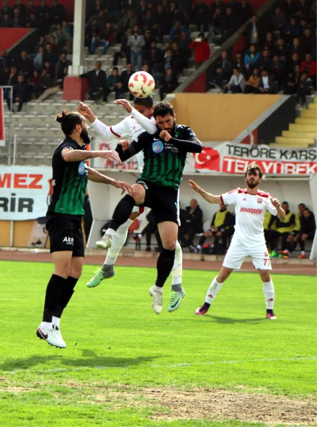 Anagold 24 Erzincanspor-Kocaelispor: 0-0