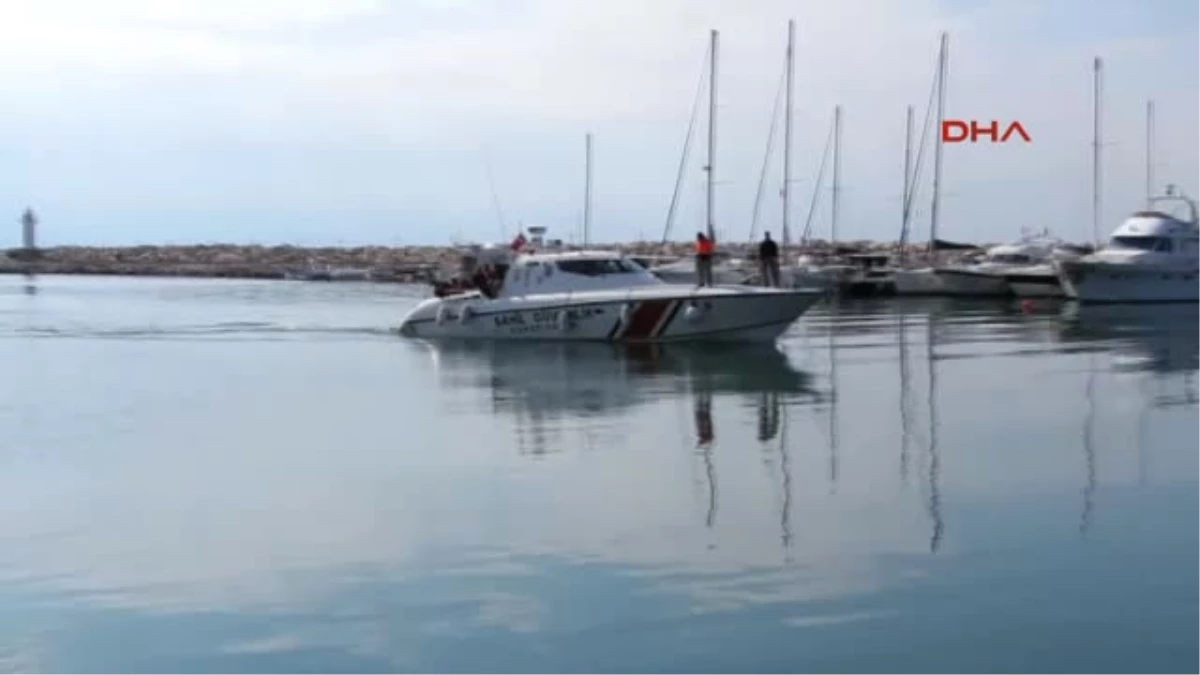 Çanakkale Ayvacık\'ta Denizde 54 Kaçak Yakalandı