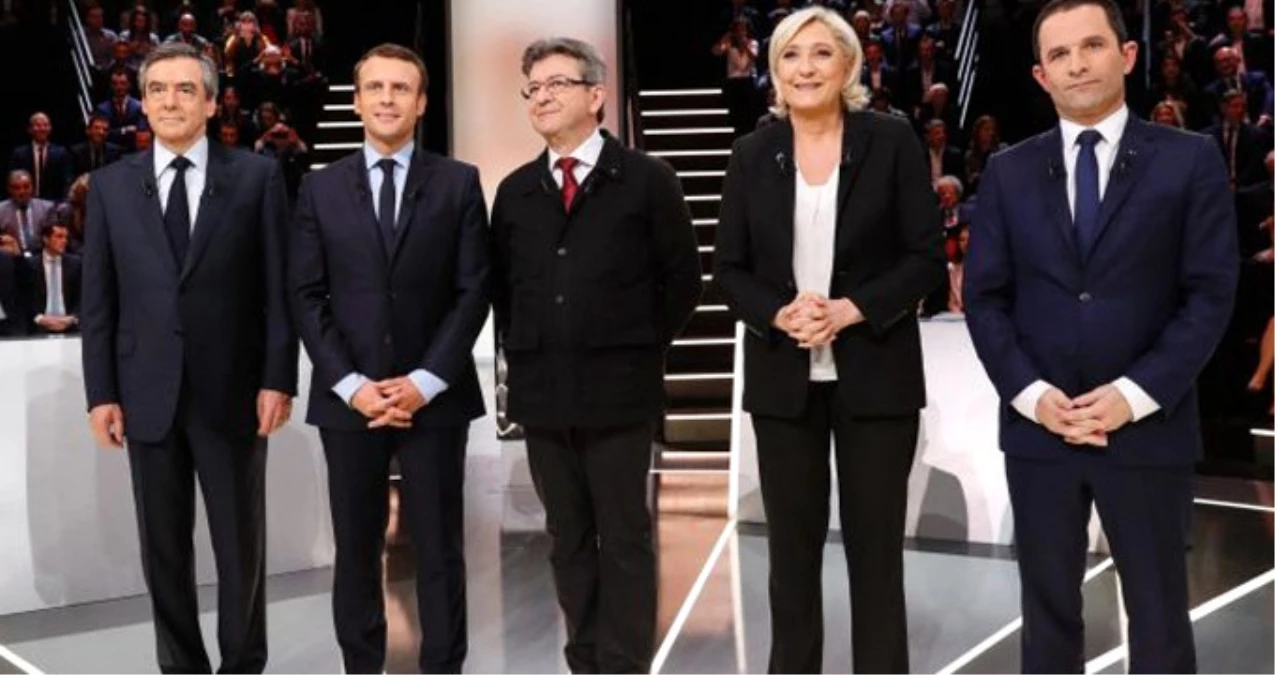 Fransa\'da Emmanuel Macron ve Marine Le Pen İkinci Tura Kaldı