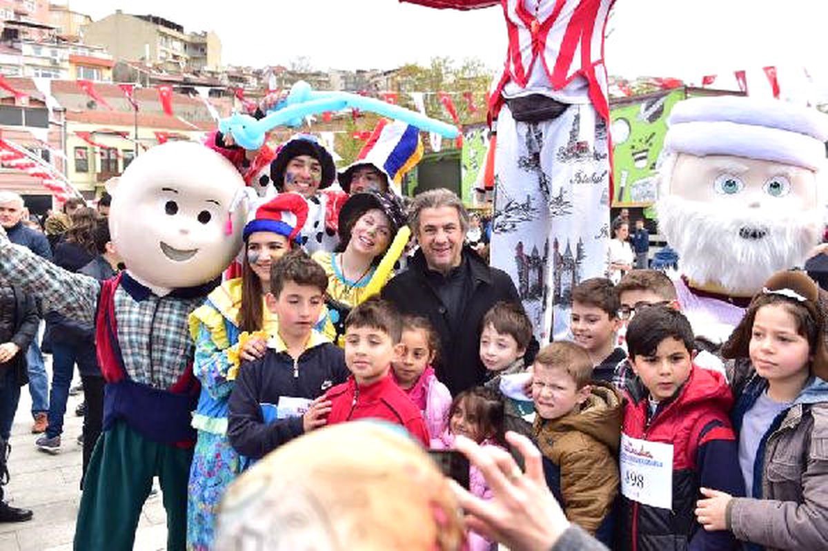 Hasköy Sahilde \'23 Nisan Çocuk Koşusu\' Yapıldı