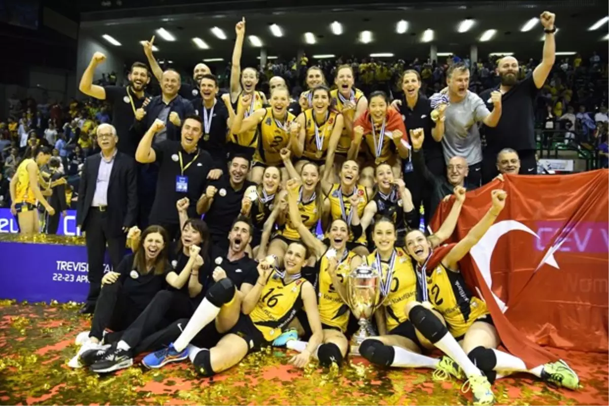 Kadın Voleybolunda Avrupa\'nın Zirvesi Yine Türkiye\'nin