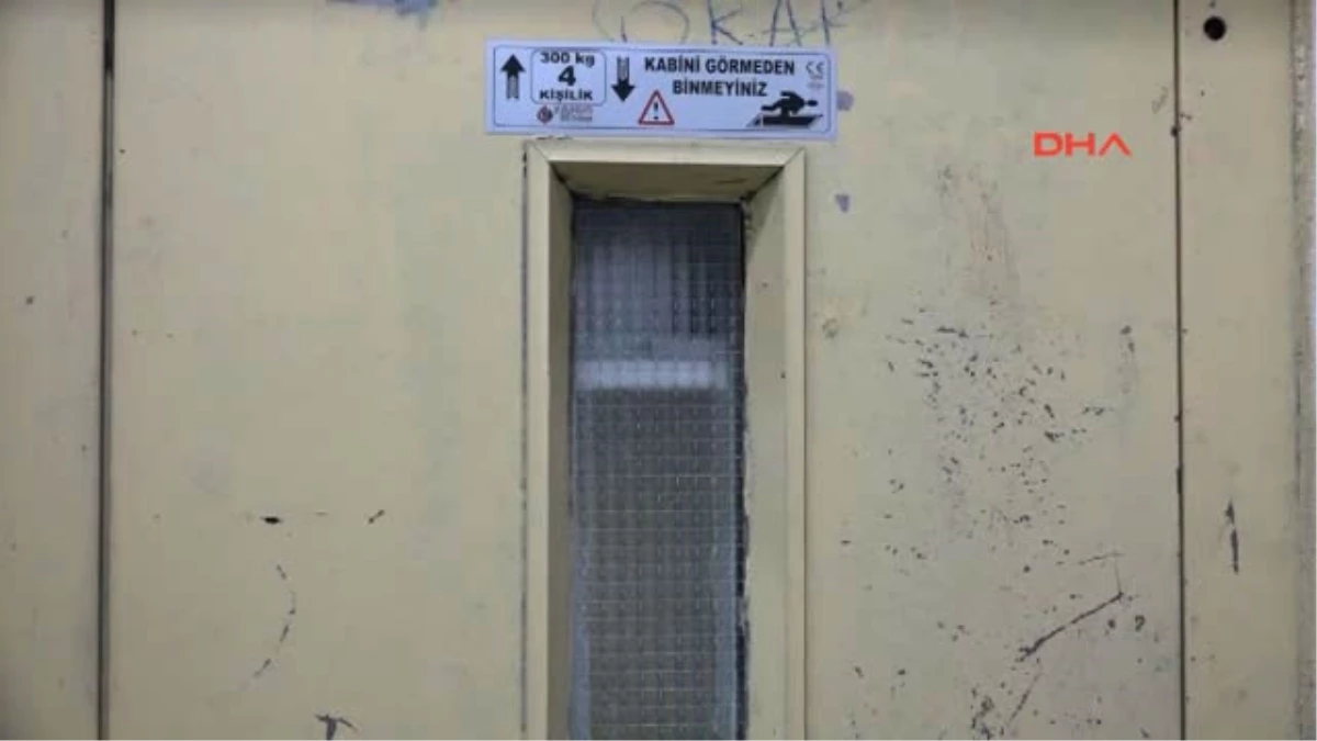 Kayseri Operasyona Giden Polislerin Bindiği Asansör Düştü: 1 Yaralı