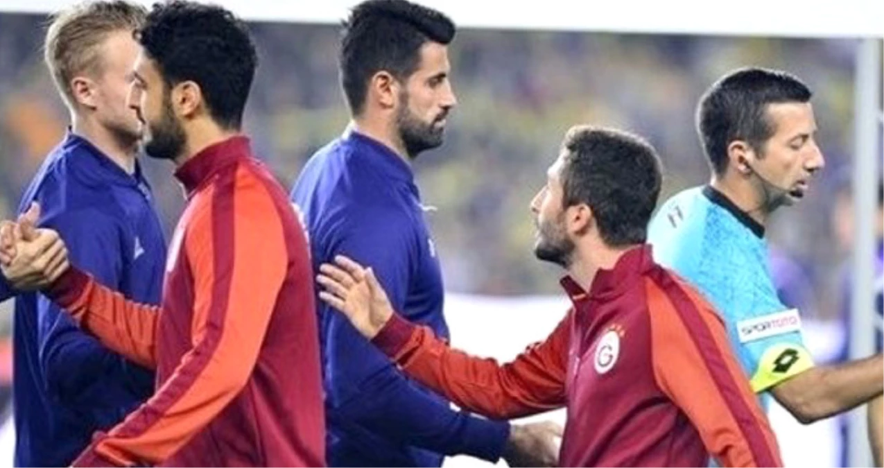 Sabri Sarıoğlu ve Volkan Demirel, Maçtan Önce Tokalaşmadı