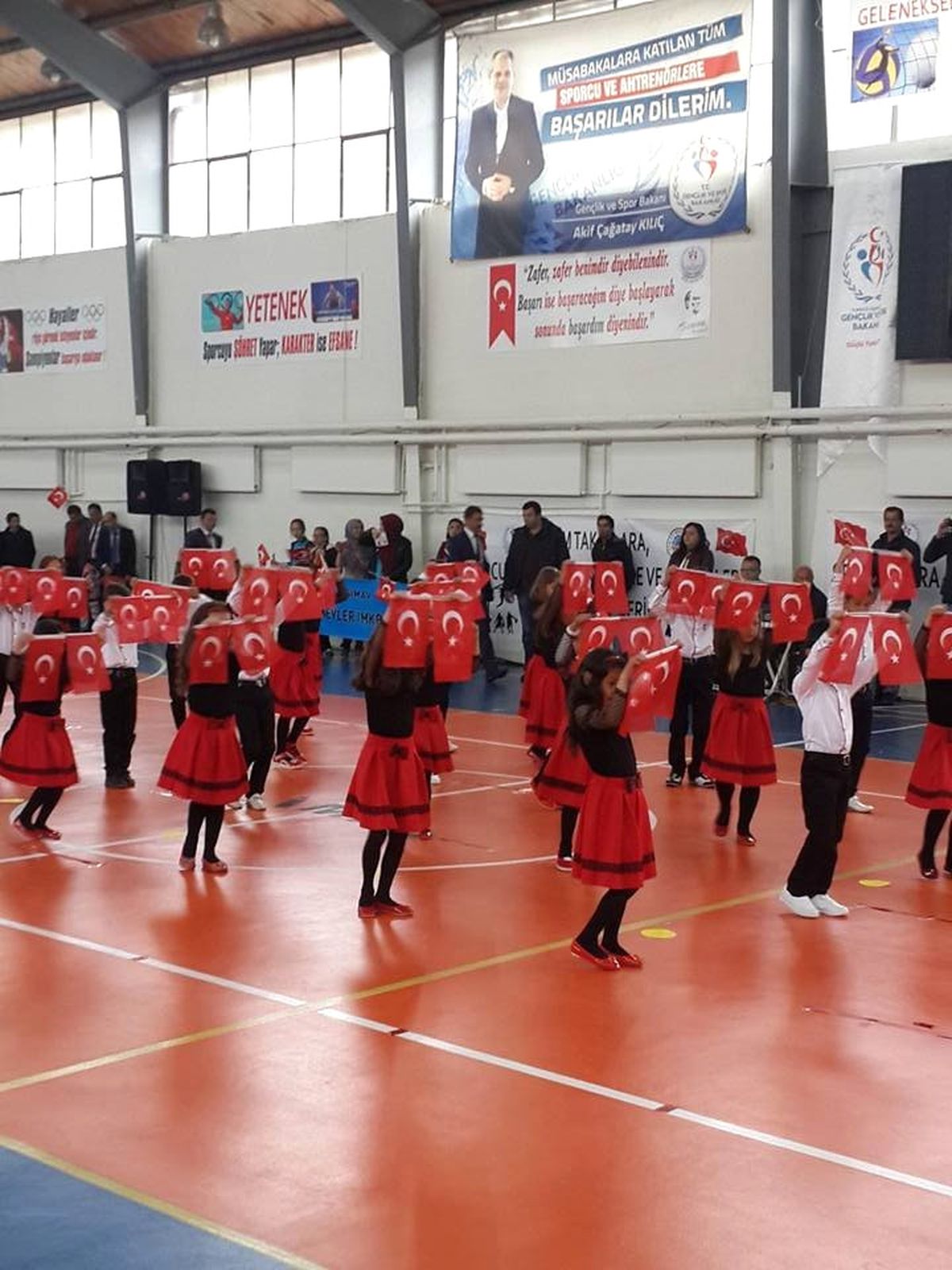 Simav\'da Kutlamaların Adresi Değişti