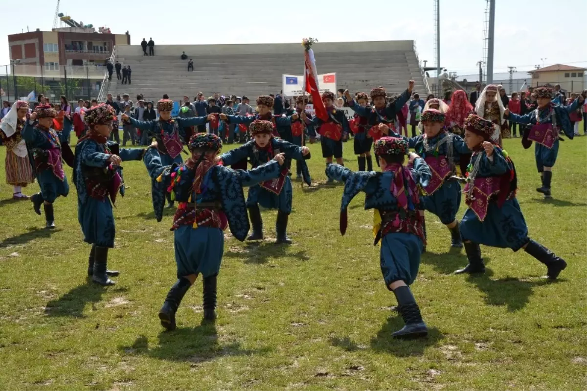 Söke\'de 23 Nisan Ulusal Egemenlik ve Çocuk Bayramı Kutlandı