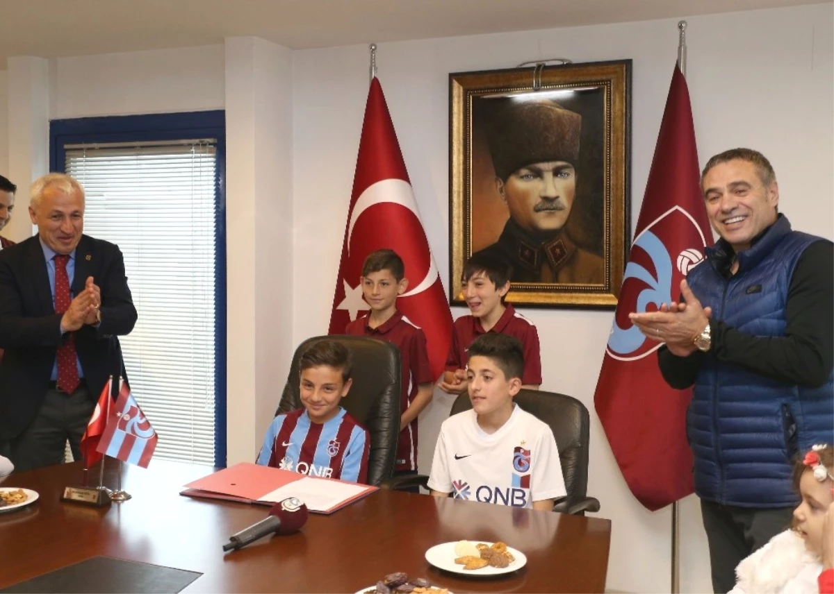 Trabzonspor\'da 23 Nisan Etkinliği Yapıldı