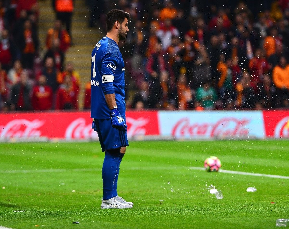 Volkan Demirel de Cezalı