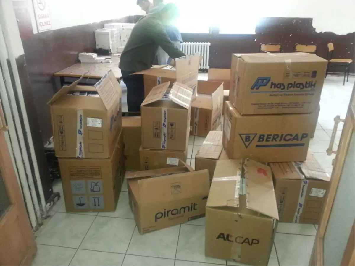 Bakliyat Altına Gizlenmiş 12 Bin Paket Kaçak Sigara Ele Geçirildi