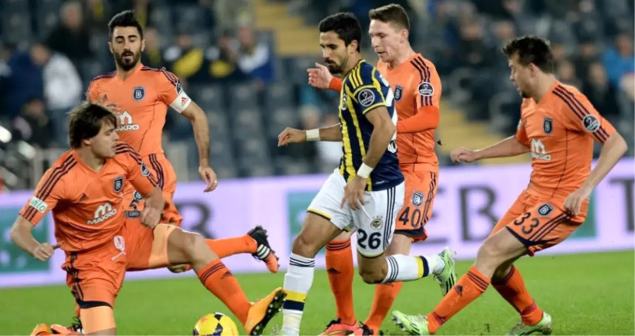 Başakşehir - Fenerbahçe Maçını Mete Kalkavan Yönetecek