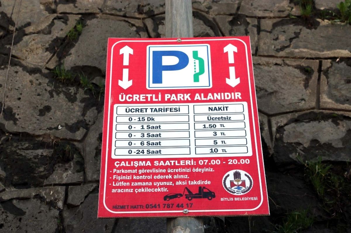 Bitlis\'te Parkomat Sistemine Geçildi