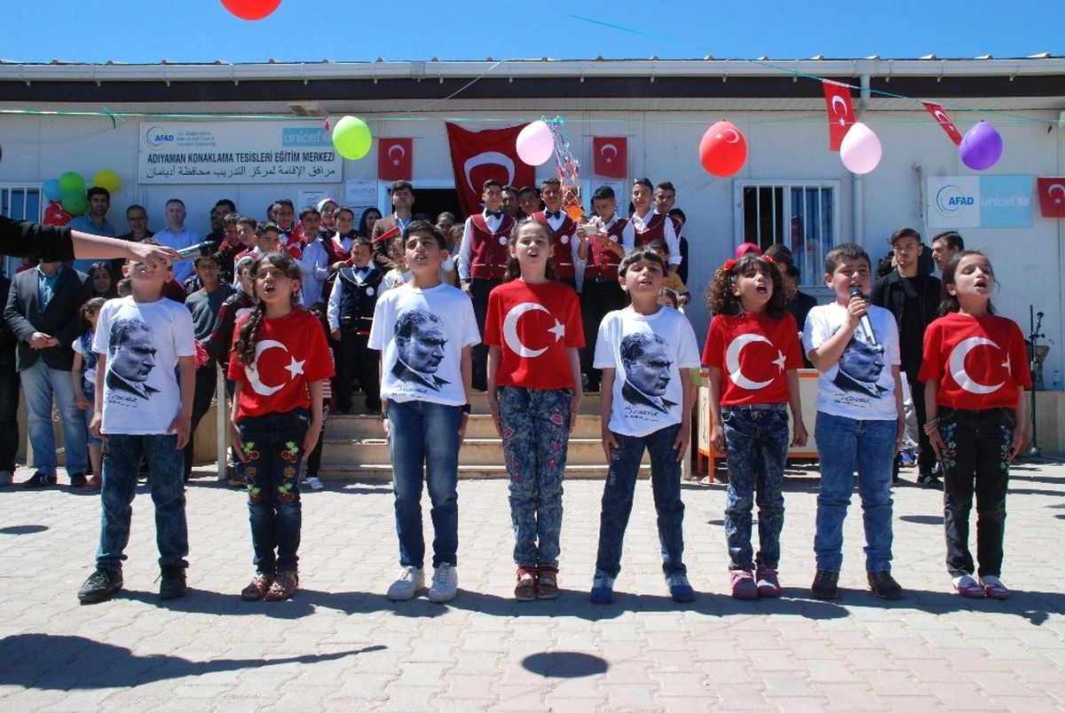 Çadır Kentteki Suriyeli Çocuklar 23 Nisan\'ı Kutladı