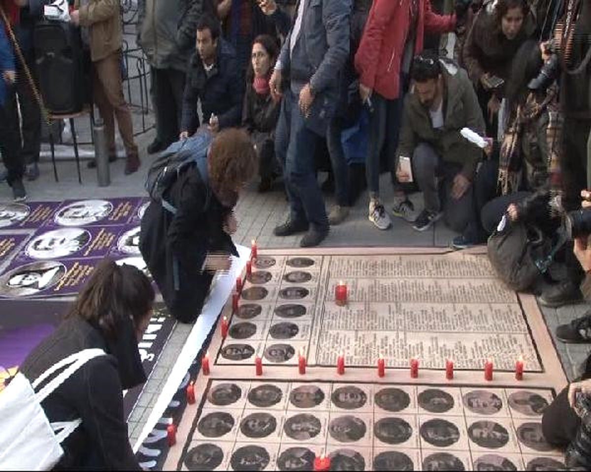 Dha İstanbul - Beyoğlu\'nda 24 Nisan Anması