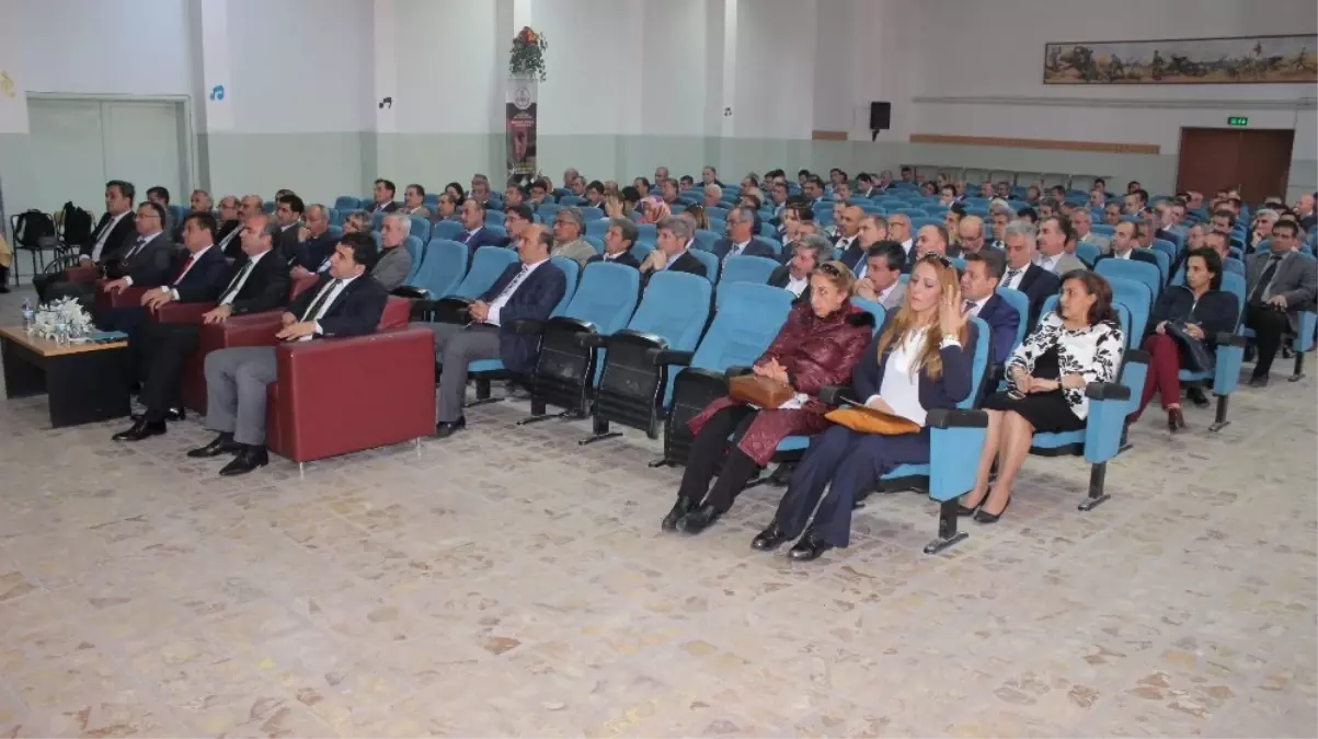 Elazığ\'dan Suriye\'ye Eğitim Eli Projesi