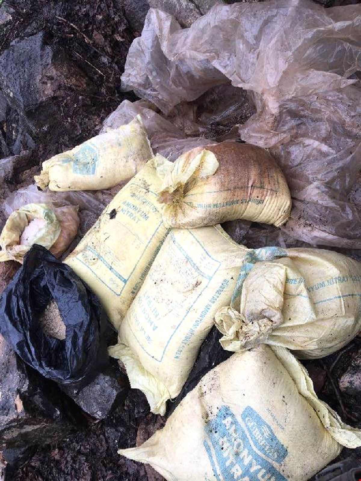 Hakkari\'de PKK\'ya Ait 1 Ton 280 Kilo Amonyum Nitrat Ele Geçirildi