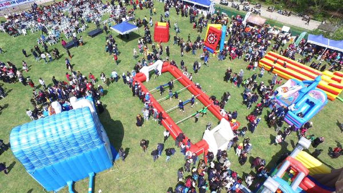 (Havadan Görüntülerle) 23 Nisan\'da 400 Çocuk Gönülleri Fethetti 1
